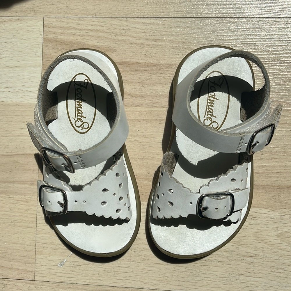 Size 6 foot mates